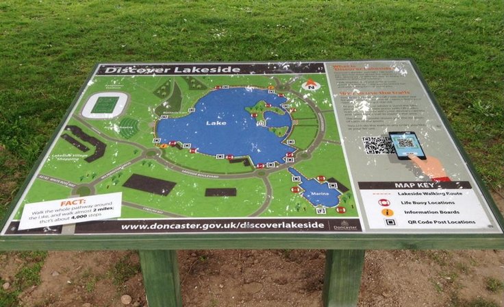 An information stand with a map of the Lakeside